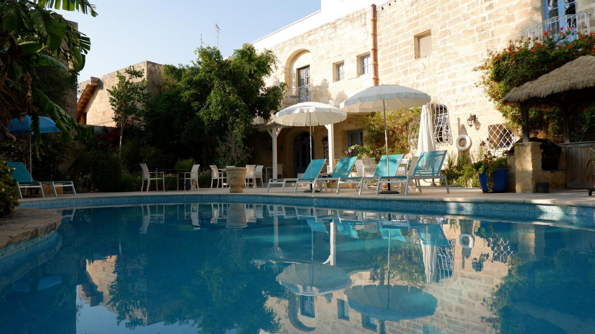 Village Knights Accommodation Żebbuġ Zewnętrze zdjęcie