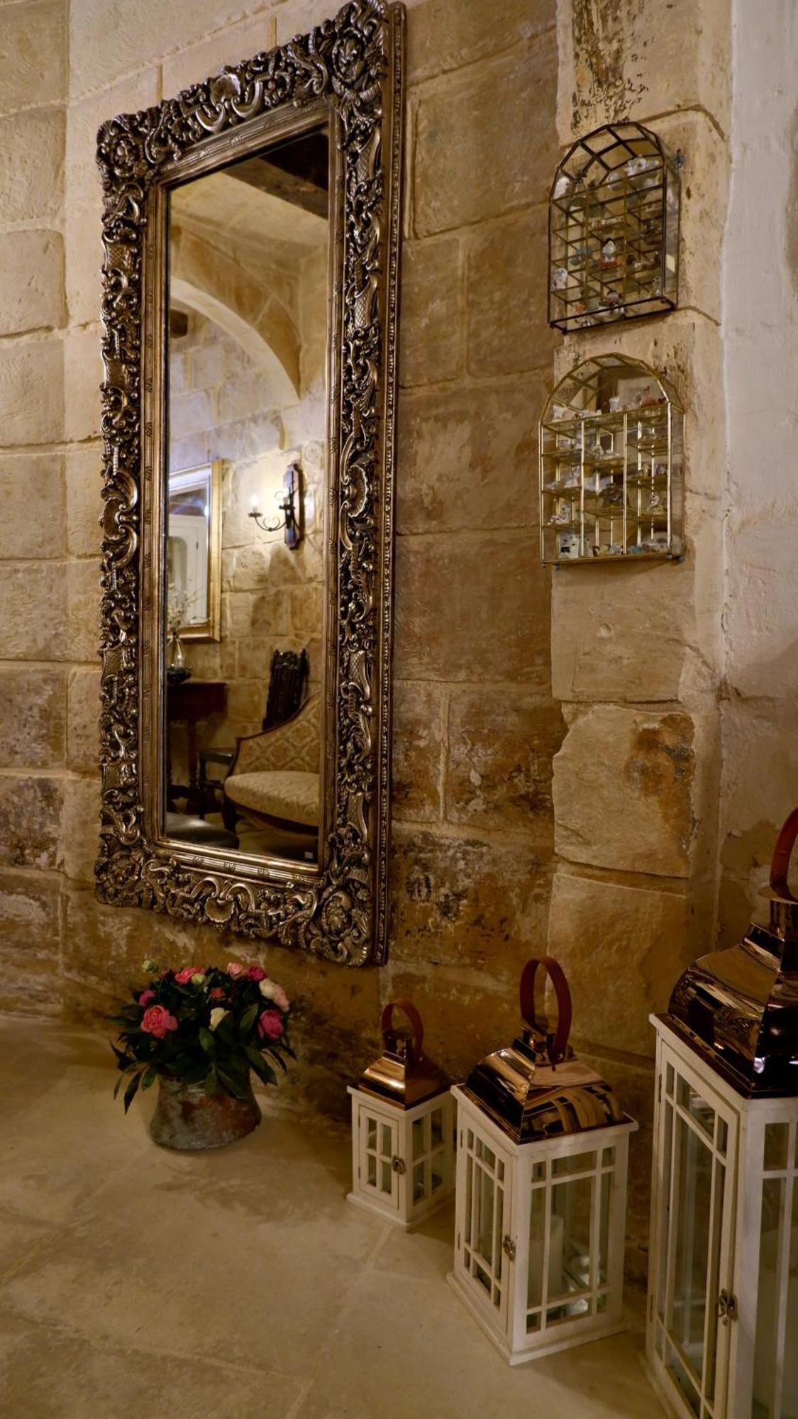 Village Knights Accommodation Żebbuġ Zewnętrze zdjęcie