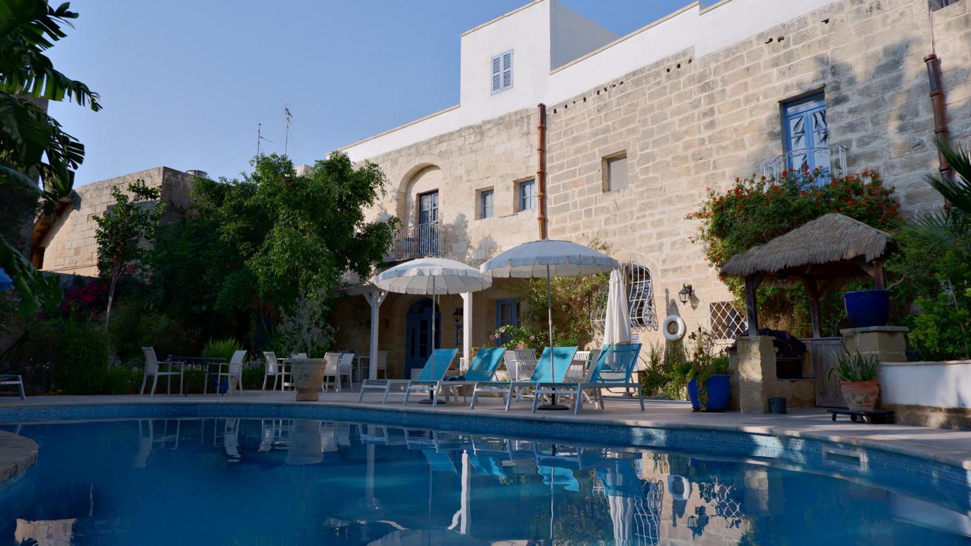 Village Knights Accommodation Żebbuġ Zewnętrze zdjęcie
