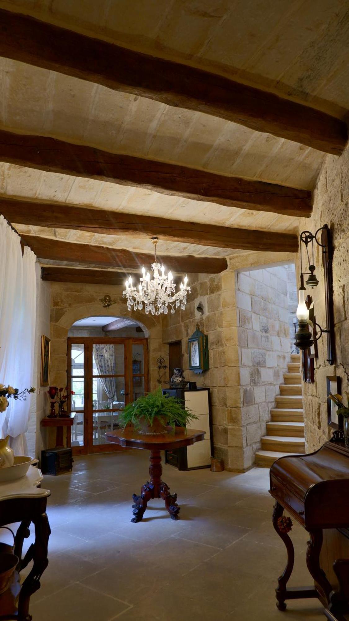 Village Knights Accommodation Żebbuġ Zewnętrze zdjęcie