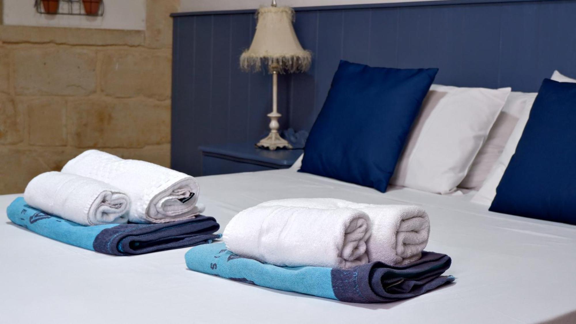 Village Knights Accommodation Żebbuġ Zewnętrze zdjęcie
